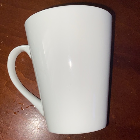 Starbucks Cup 2016 Valentine's Day Coffee Cup Mug  Pink Heart Arrow Design 12 oz - Picture 5 of 8